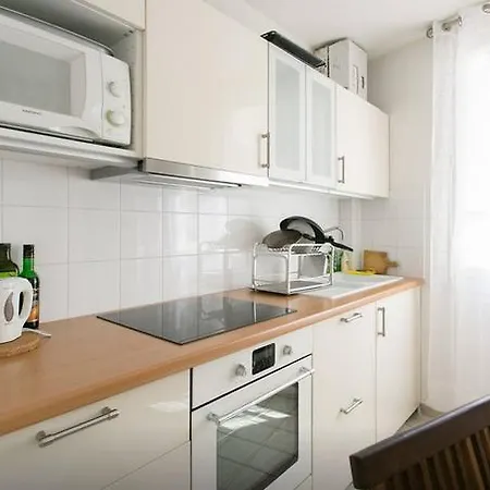 Apartament Nice Renovated Flat 16th Arrondissement