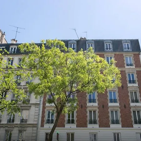 Nice Renovated Flat 16th Arrondissement Paryż